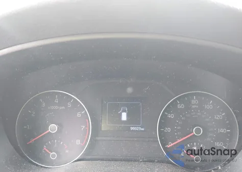 2018 Kia Sportage Lx z USA, uszkodzony, nr VIN KNDPMCAC9J7315577